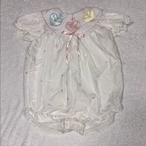 Vintage baby togs Adorable Heart-Embroidered Baby bubble Romper 24m